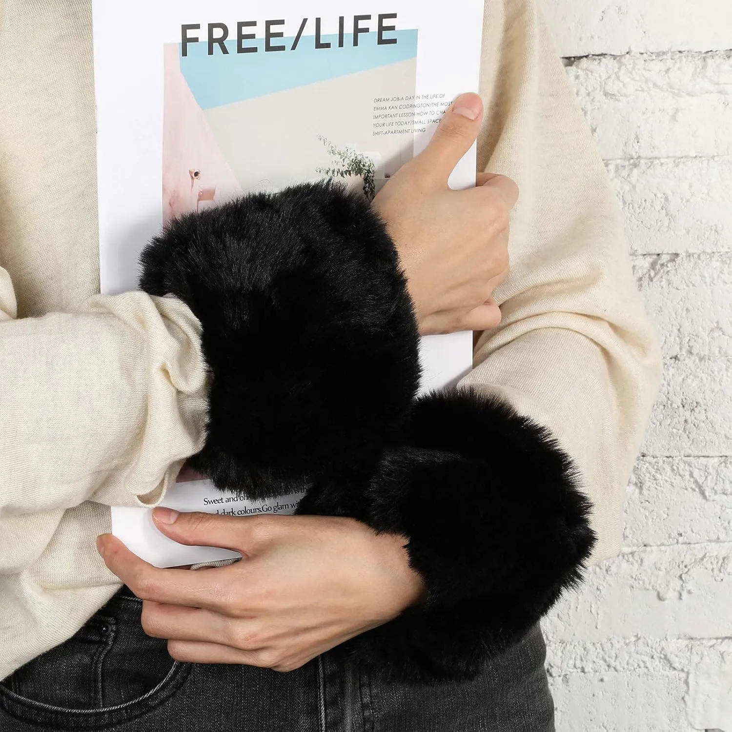 SATINIOR Faux Fur Short Wrist Cuff Winter Fuzzy Wrist Cuff Warmers for Women Girls Favors